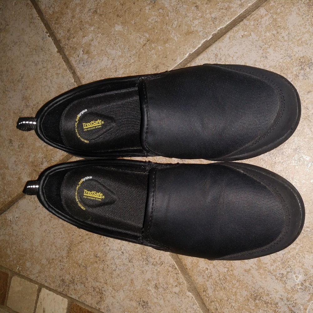 Non slip shoes